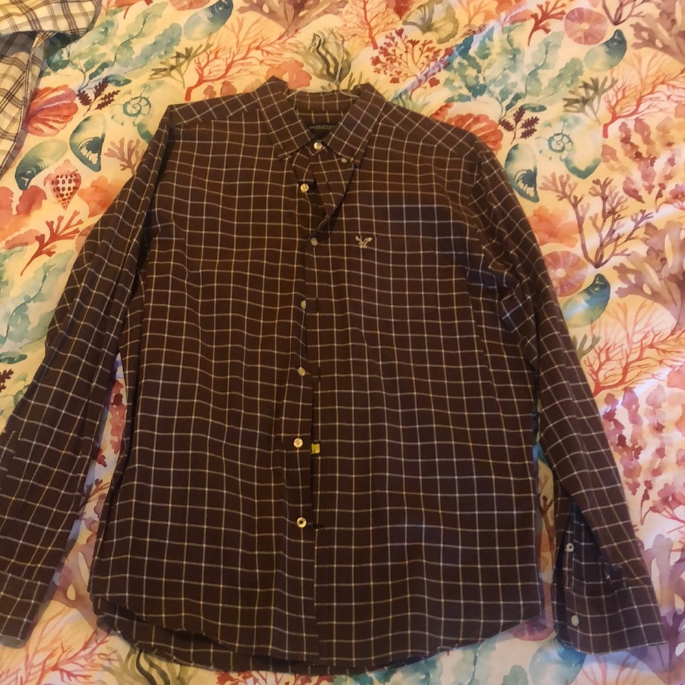American Eagle Botton Down Shirt